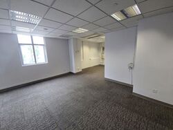 Tan Chong Tower (D7), Office #572985631